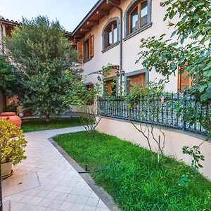 Casa Lilla 1 E 2 Appartement