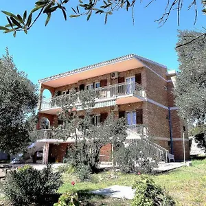 Giardino Sa Tiacca Apartment